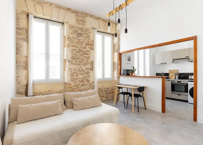 Charming Apartment For 2 People
